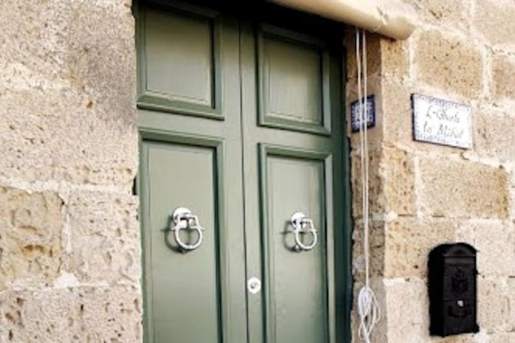 Żabbar Charming 200 Year Old Cottage With Yard מראה חיצוני תמונה